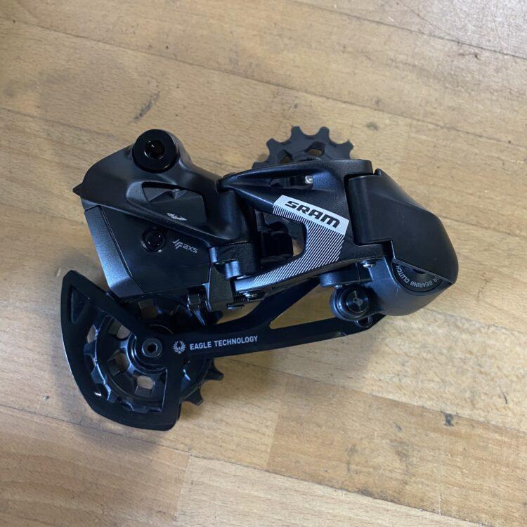 DERAILLEUR ARRIERE SRAM X1 EAGLE AXS (SANS BATTERIE)
