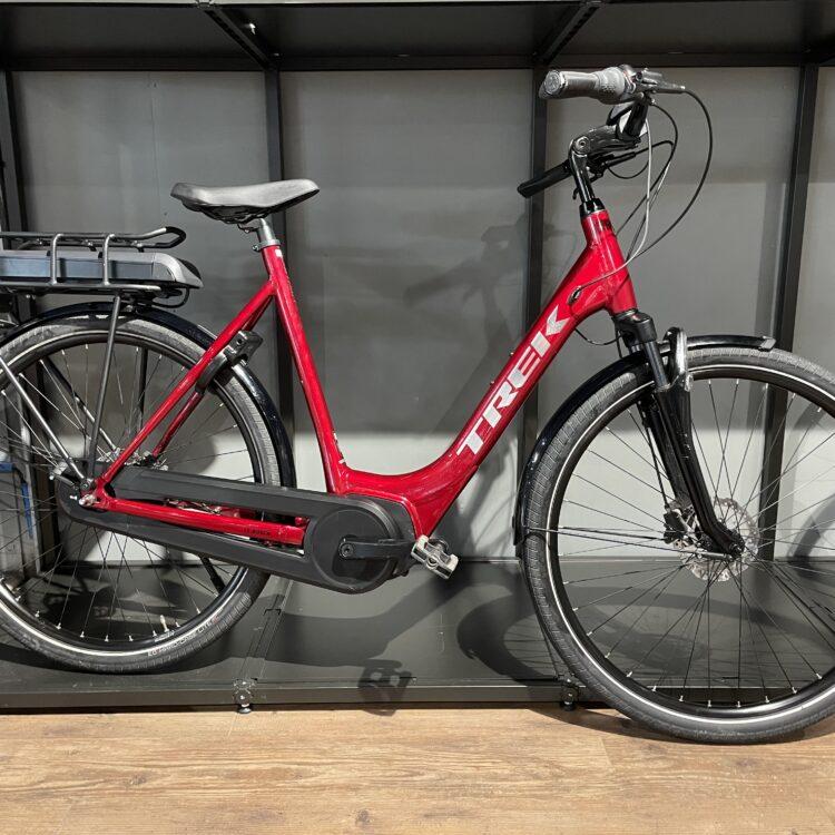 Trek Disctric +4 XL 400W